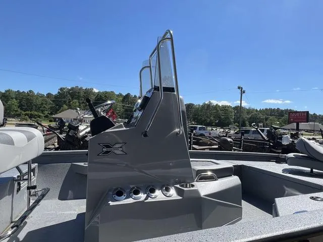 Slide: The Image of Xpress H20B 2025 - 6