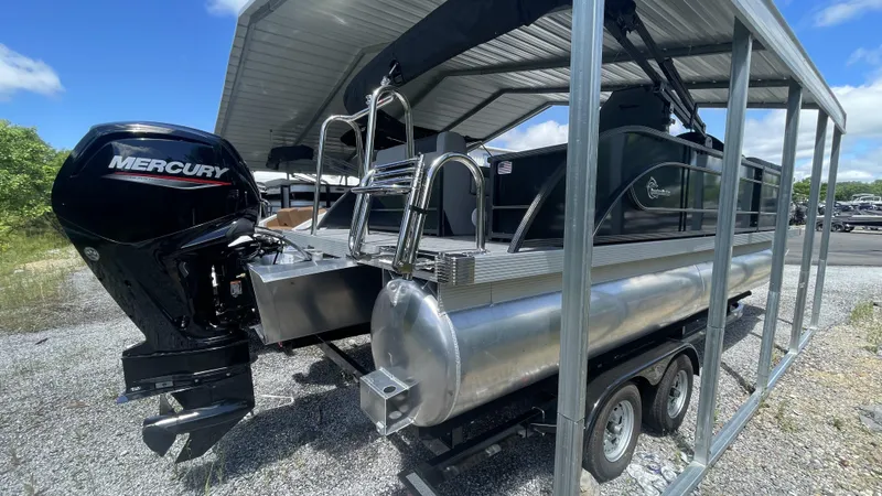 Slide: The Image of Massimo Lux Craft P-21 2024 - 16