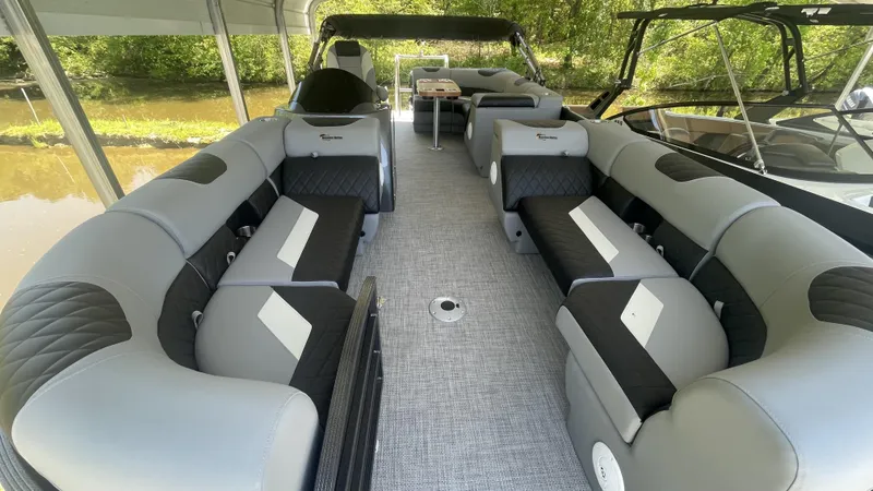 Slide: The Image of Massimo Lux Craft P-21 2024 - 2