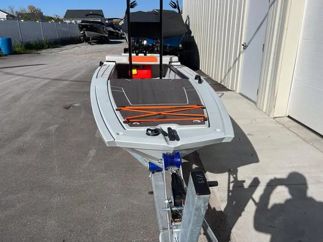 Slide: The Image of Veer Veer V13 2023 - 3