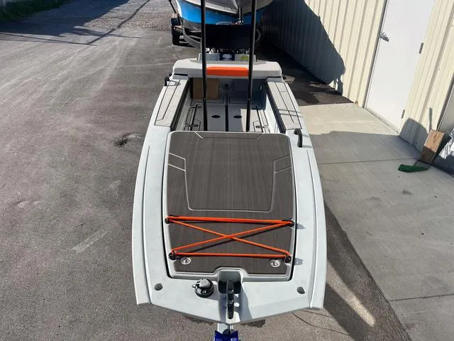 Slide: The Image of Veer Veer V13 2023 - 15