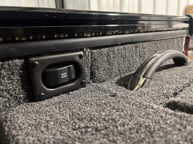 Slide: The Image of Lund 2175 Pro V Sport 2024 - 12