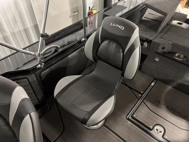 Slide: The Image of Lund 2175 Pro V Sport 2024 - 21