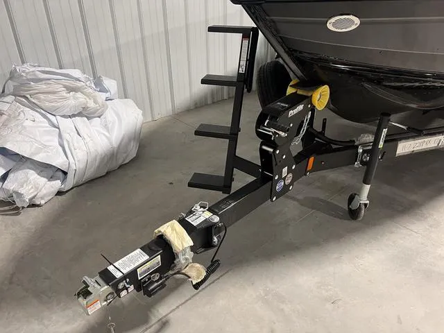 Slide: The Image of Lund 2175 Pro V Sport 2024 - 3