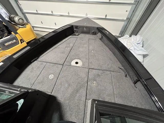 Slide: The Image of Lund 2175 Pro V Sport 2024 - 35