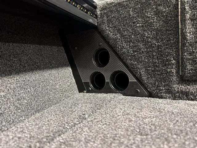 Slide: The Image of Lund 2175 Pro V Sport 2024 - 40