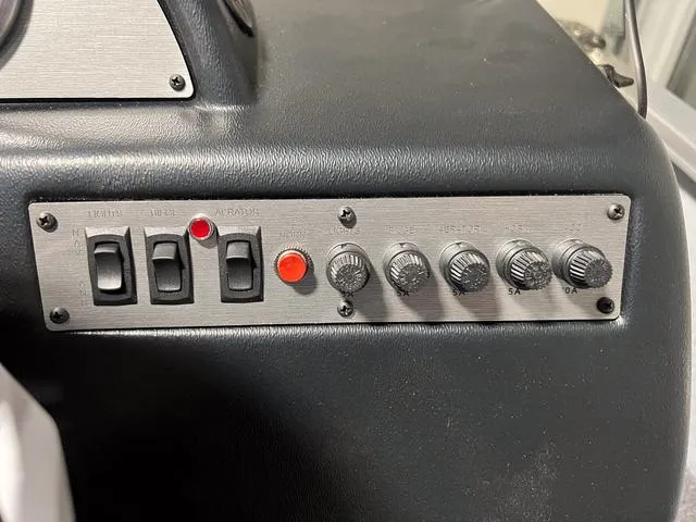 Slide: The Image of Lund 1600 Fury SS 2024 - 15