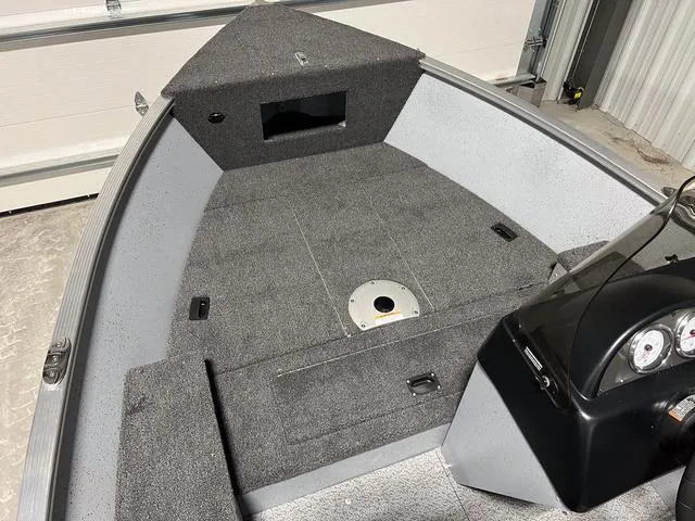 Slide: The Image of Lund 1600 Fury SS 2024 - 16