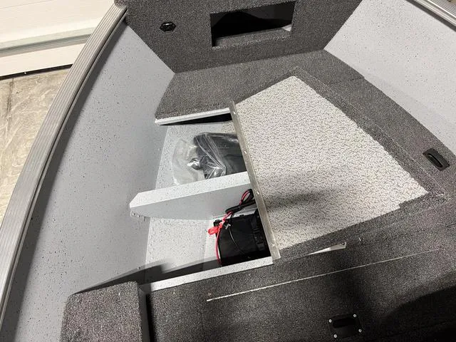 Slide: The Image of Lund 1600 Fury SS 2024 - 18