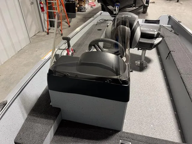 Slide: The Image of Lund 1600 Fury SS 2024 - 21