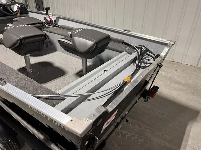 Slide: The Image of Lund 1600 Fury SS 2024 - 5