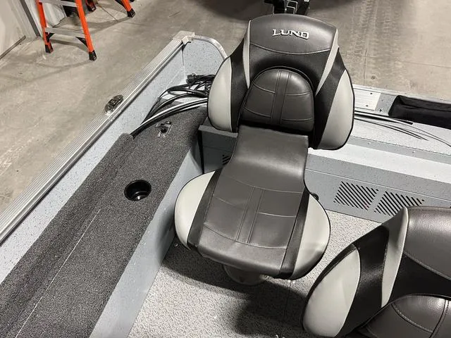 Slide: The Image of Lund 1600 Fury SS 2024 - 6