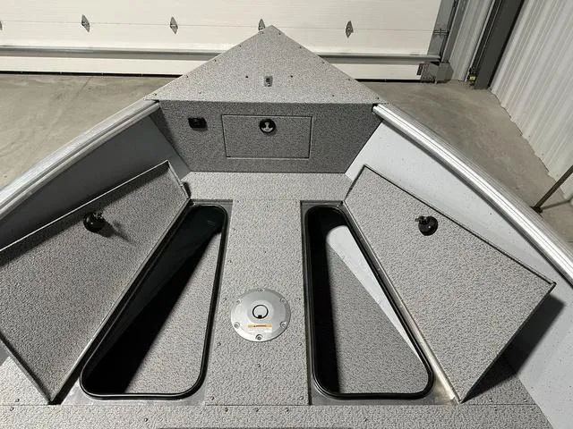 Slide: The Image of Lund 2075 Alaskan Sport 2025 - 21