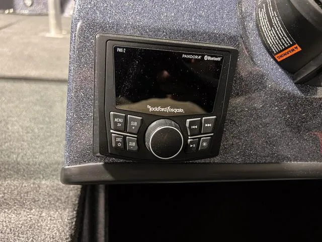 Slide: The Image of Lund 189 Pro-V Sport 2024 - 21