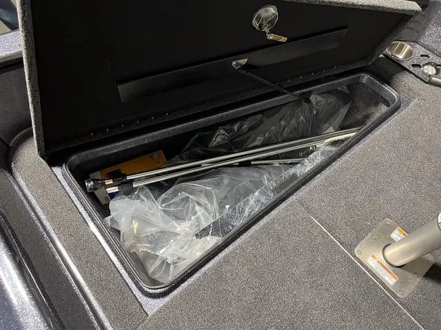 Slide: The Image of Lund 189 Pro-V Sport 2024 - 28