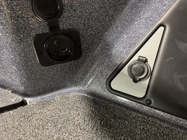 Slide: The Image of Lund 189 Pro-V Sport 2024 - 35