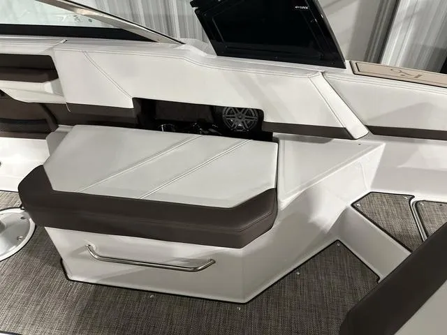 Slide: The Image of Cobalt R6 2025 - 6