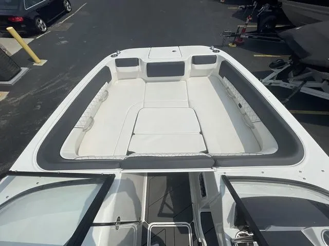 Slide: The Image of Bayliner DX 2250 2022 - 19