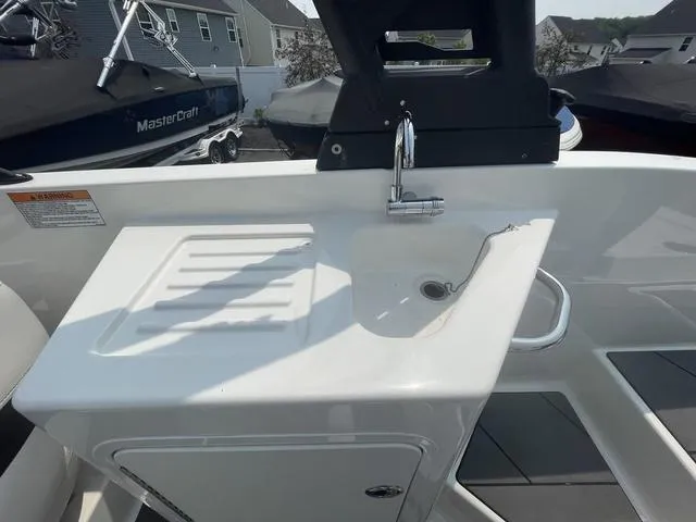 Slide: The Image of Bayliner DX 2250 2022 - 24