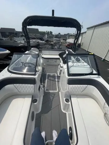 Slide: The Image of Bayliner DX 2250 2022 - 27