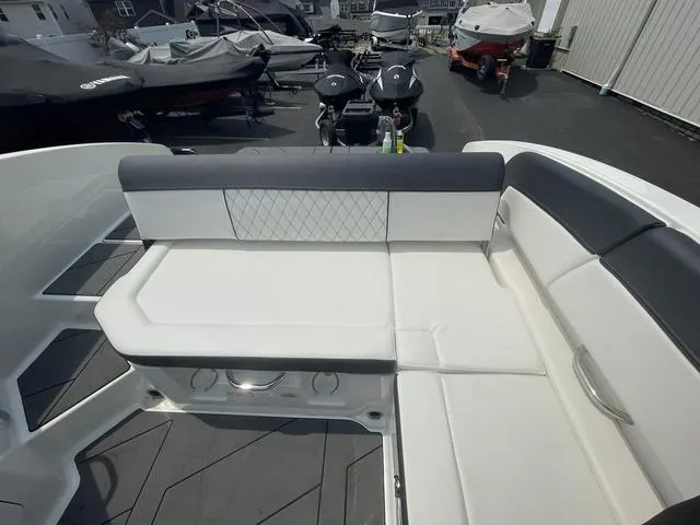 Slide: The Image of Bayliner DX 2250 2022 - 7