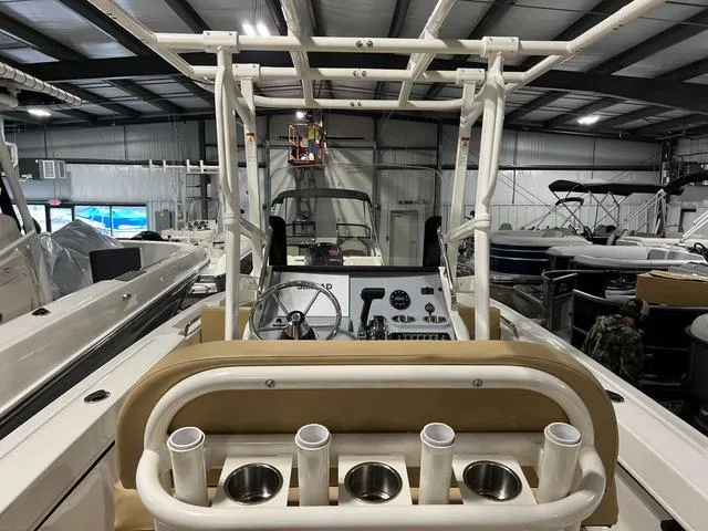 Slide: The Image of Bayliner Trophy T20 CX 2023 - 12