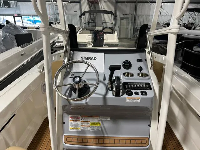 Slide: The Image of Bayliner Trophy T20 CX 2023 - 17