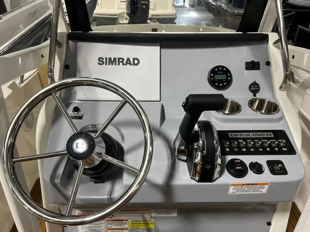 Slide: The Image of Bayliner Trophy T20 CX 2023 - 19