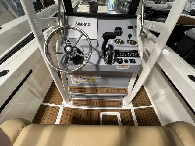 Slide: The Image of Bayliner Trophy T20 CX 2023 - 24