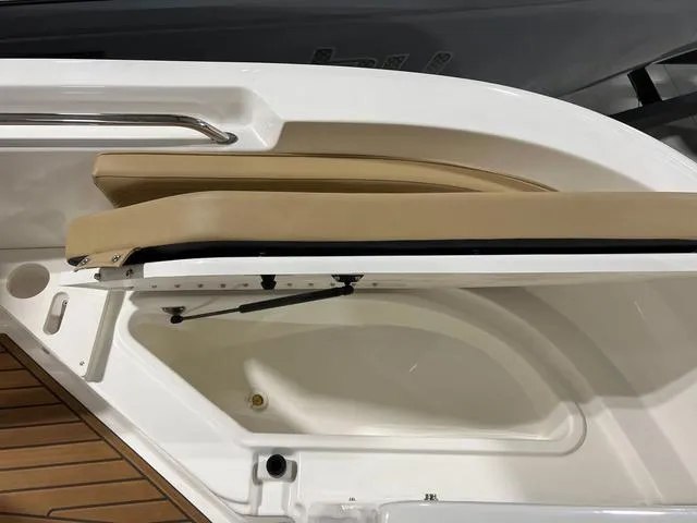 Slide: The Image of Bayliner Trophy T20 CX 2023 - 29