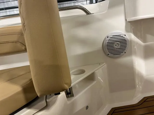 Slide: The Image of Bayliner Trophy T20 CX 2023 - 35