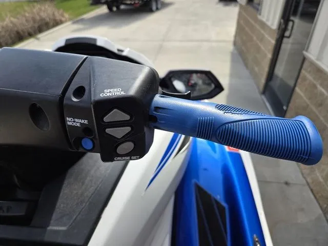 Slide: The Image of Yamaha FX Cruiser HO 2021 - 10