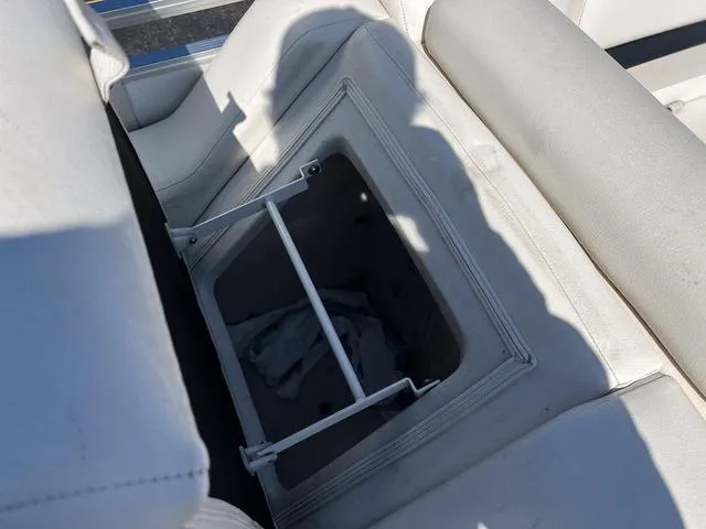 Slide: The Image of Harris Cruiser 200 2014 - 14