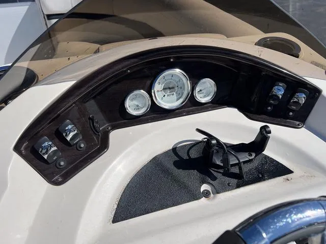 Slide: The Image of Harris Cruiser 200 2014 - 20