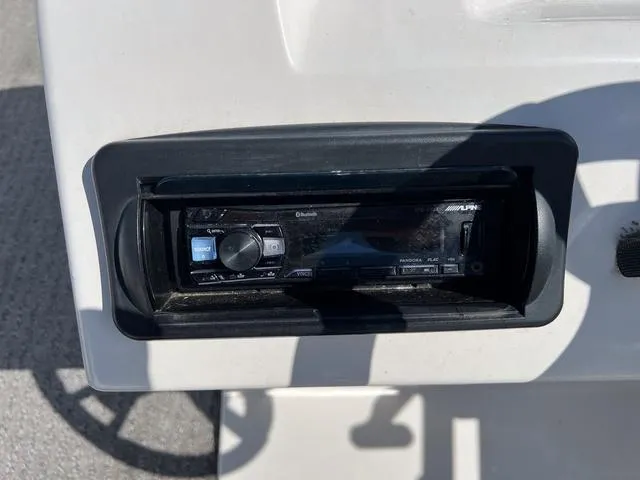 Slide: The Image of Harris Cruiser 200 2014 - 21