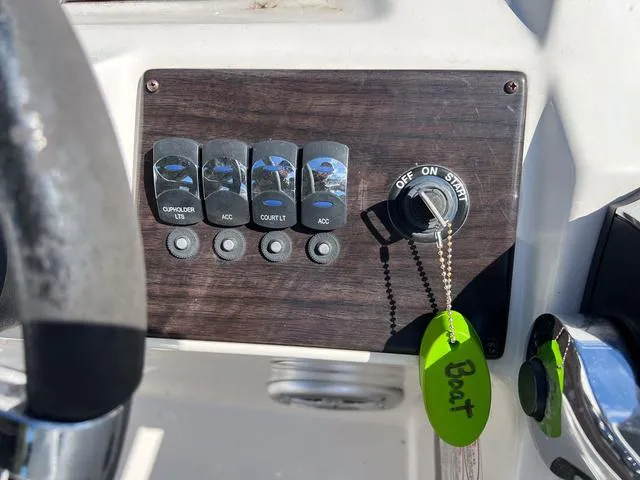 Slide: The Image of Harris Cruiser 200 2014 - 22