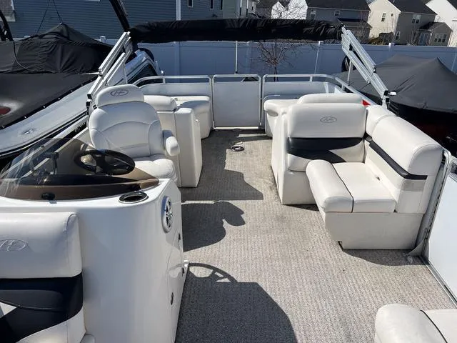 Slide: The Image of Harris Cruiser 200 2014 - 30