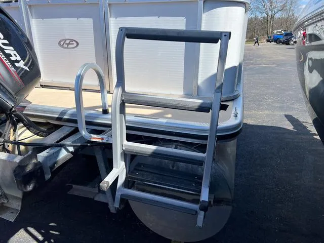 Slide: The Image of Harris Cruiser 200 2014 - 6