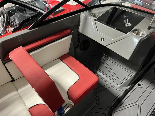 Slide: The Image of Heyday Wake Boats WT-SURF 2023 - 17