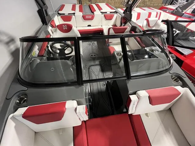 Slide: The Image of Heyday Wake Boats WT-SURF 2023 - 32