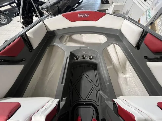 Slide: The Image of Heyday Wake Boats WT-SURF 2023 - 33