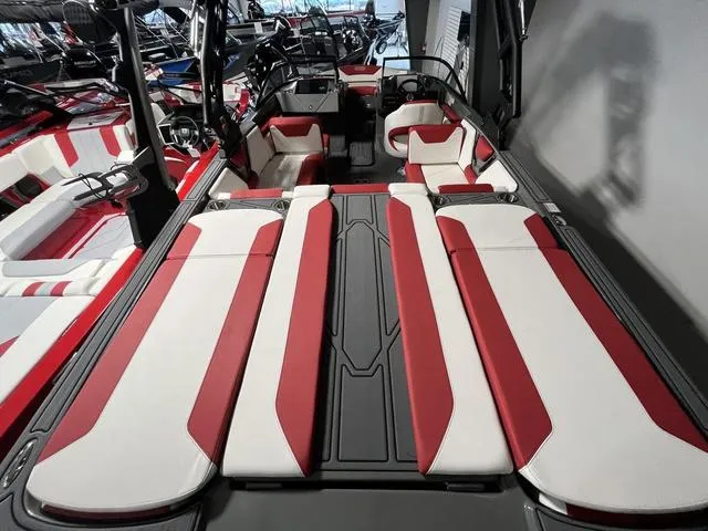 Slide: The Image of Heyday Wake Boats WT-SURF 2023 - 5