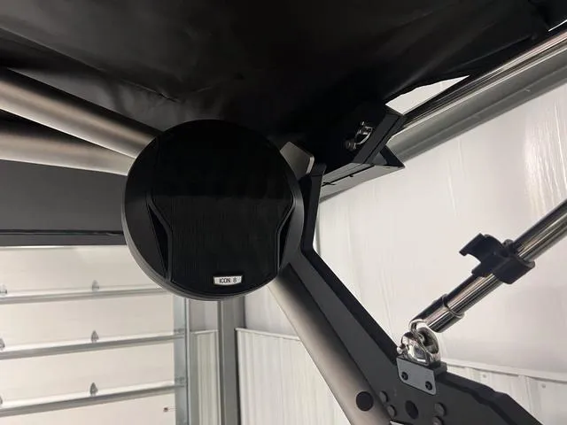 Slide: The Image of Malibu Wakesetter 22 LSV 2024 - 44