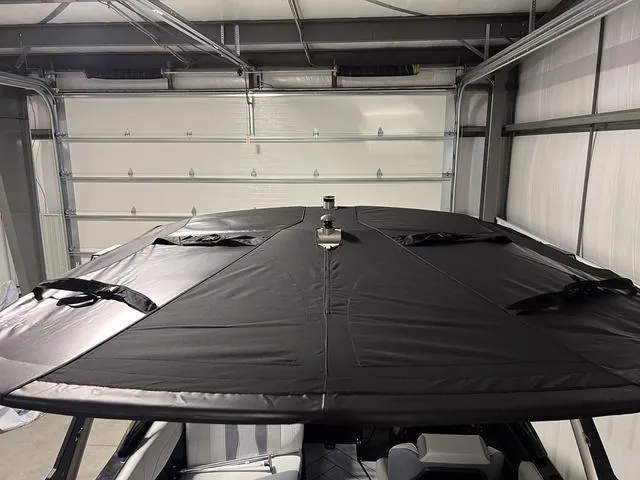 Slide: The Image of Malibu Wakesetter 22 LSV 2024 - 47