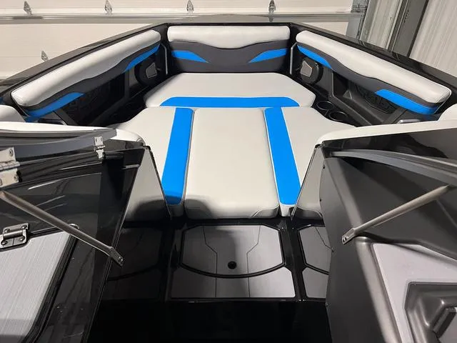 Slide: The Image of Axis T235 2024 - 33