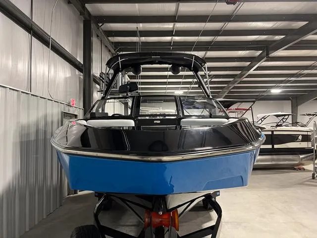 Slide: The Image of Axis T235 2024 - 4