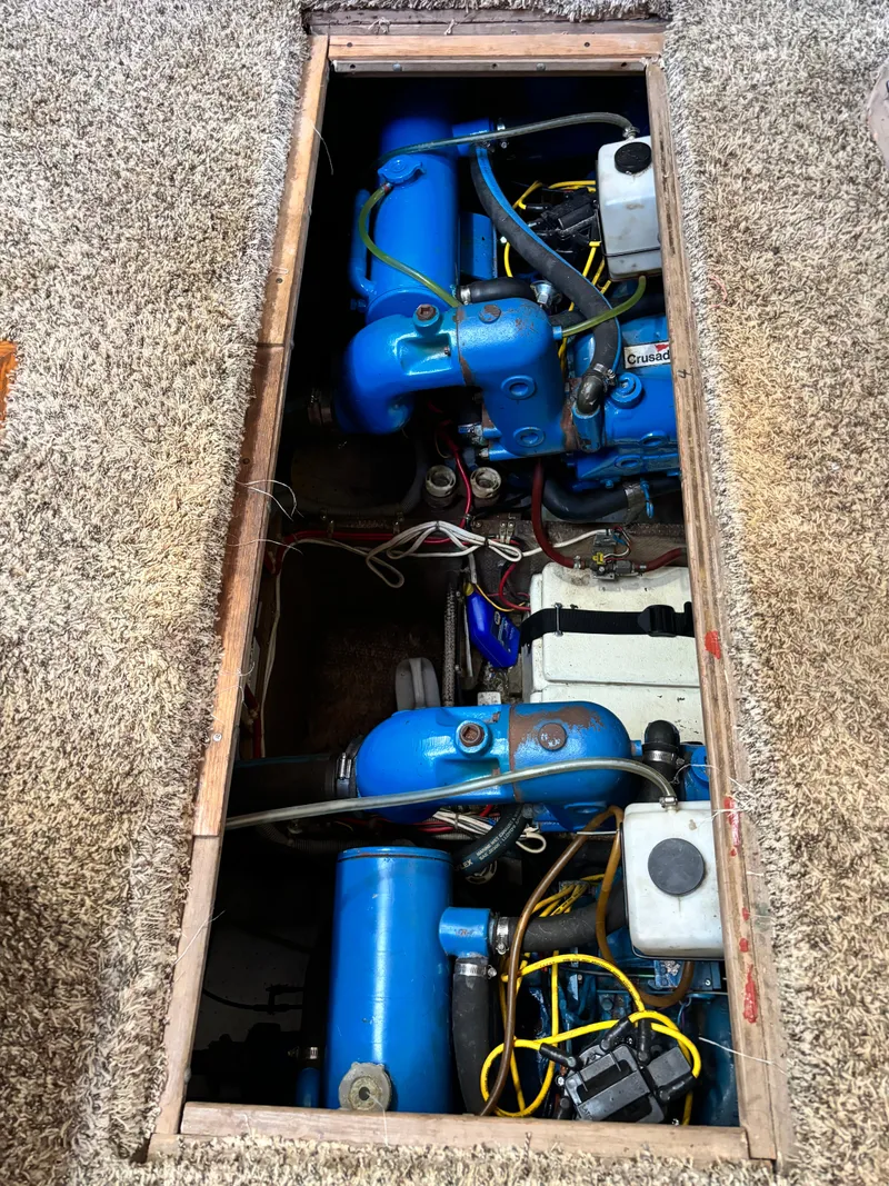 Slide: The Image of Silverton Motor Yacht 1987 - 73