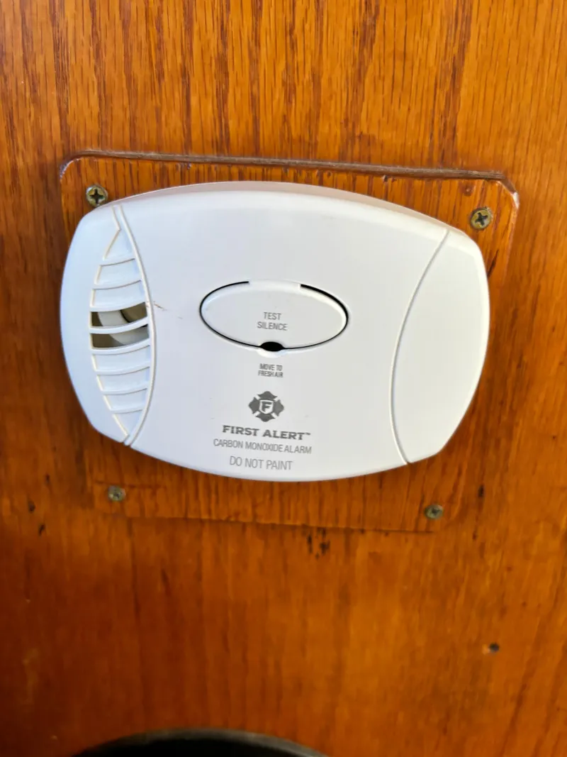 Slide: The Image of Silverton Motor Yacht 1987 - 79