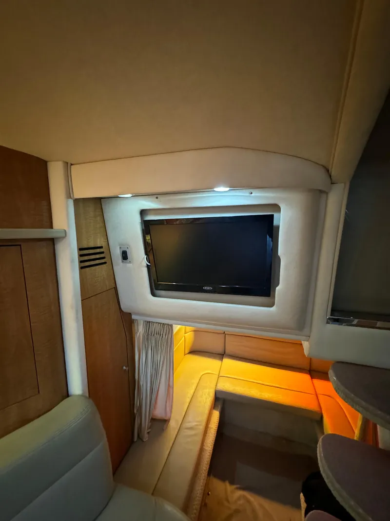 Slide: The Image of Sea Ray Sundancer 320 2006 - 12