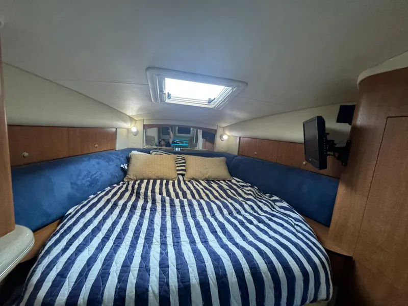 Slide: The Image of Sea Ray Sundancer 320 2006 - 15